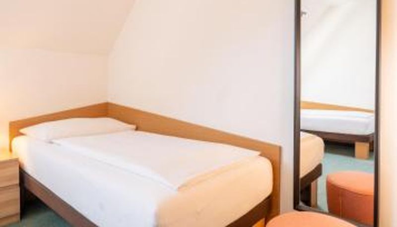 Camera - Hotel Mariahilf im Stadtzentrum