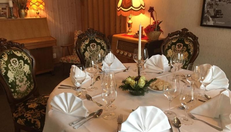 Restaurant - Eikum Hotell