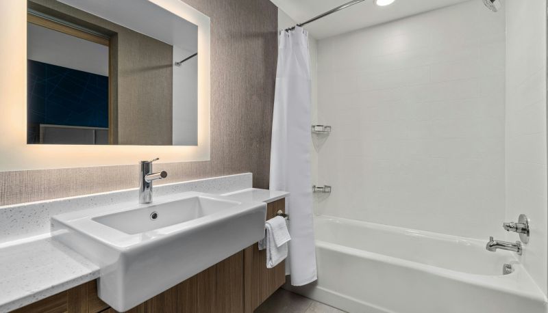 Camera - SpringHill Suites by Marriott Camden