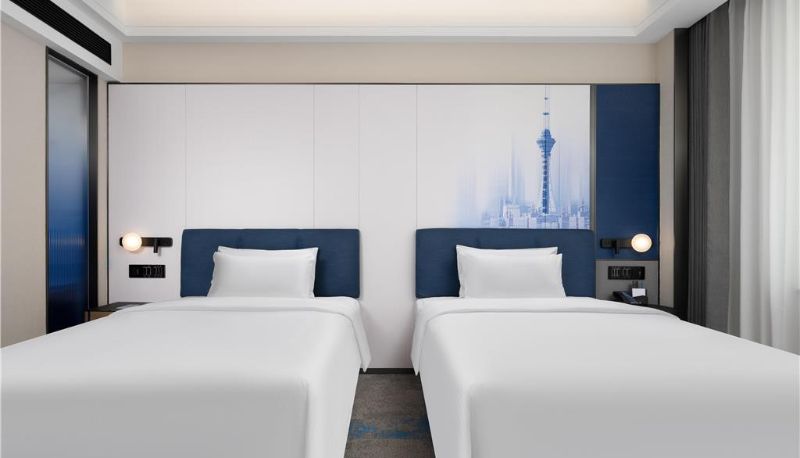 Camera - Hampton by Hilton Kuitun