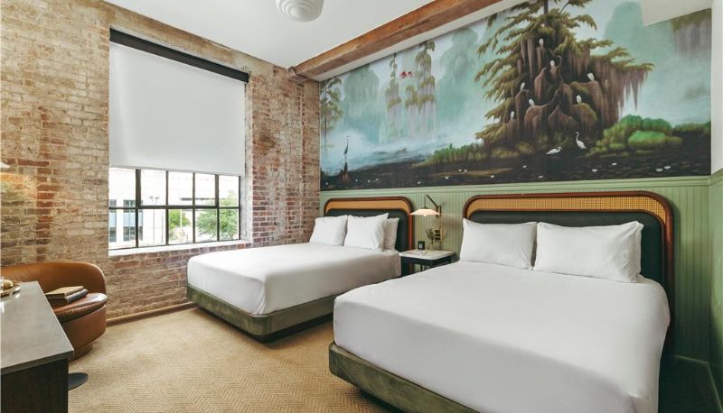 Zimmer - The Hotel Monroe Tapestry Collection by Hilton