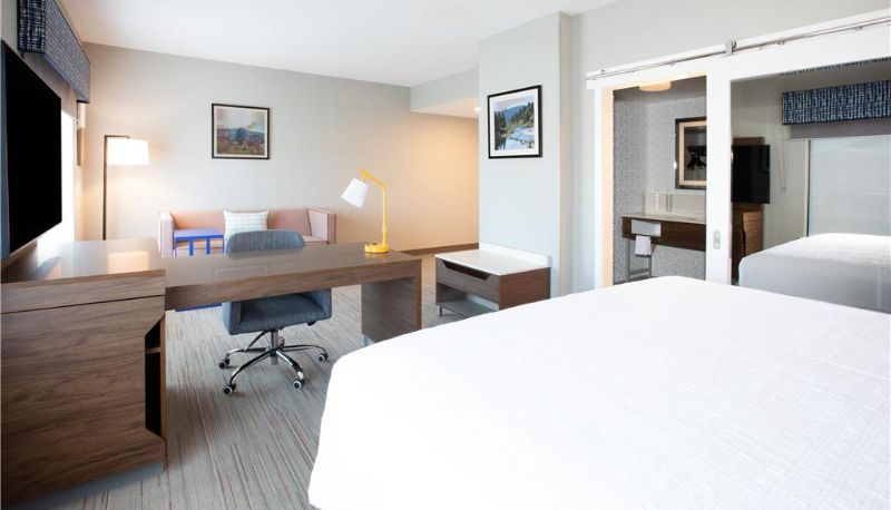Camera - Hampton Inn & Suites by Hilton La Grande