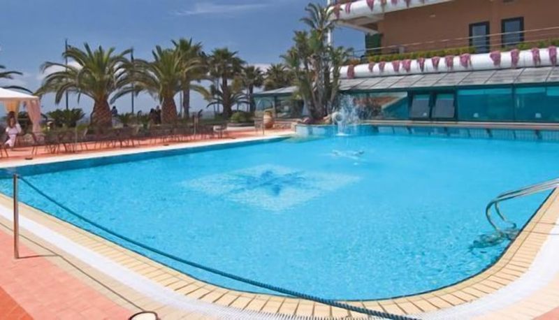 Pool - Gli Dei