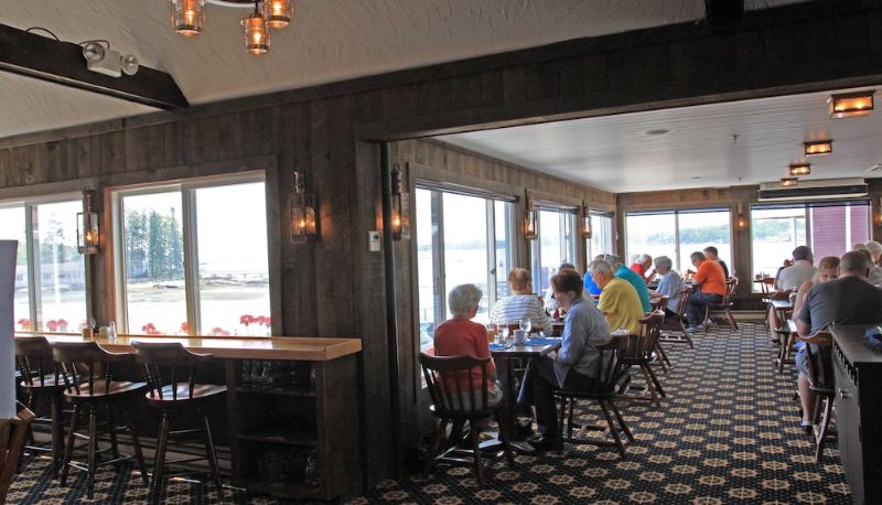 Restaurante - Tugboat Inn