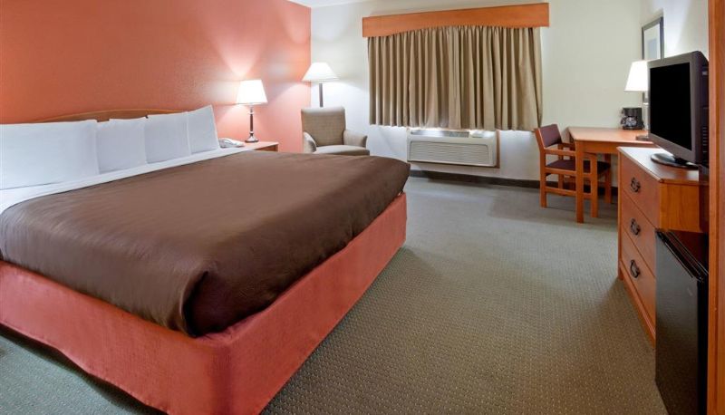 Zimmer - AmericInn by Wyndham Wetmore Munising
