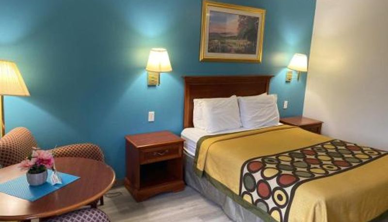 Oda - Americas Best Value Inn West Frankfort