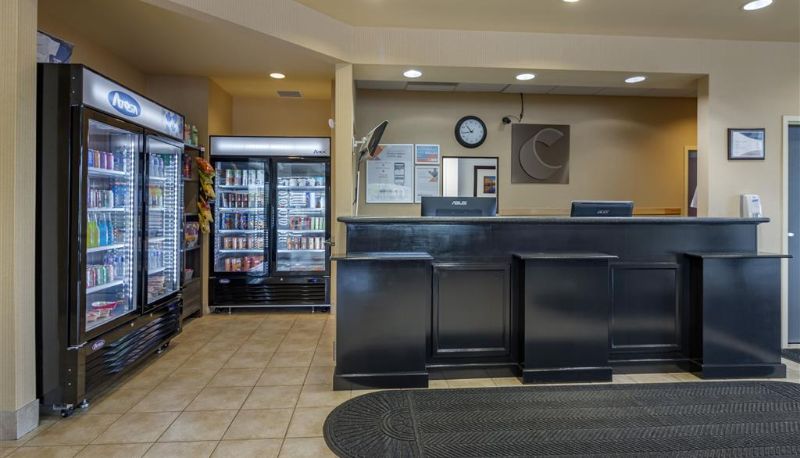 Hall - Comfort Inn
