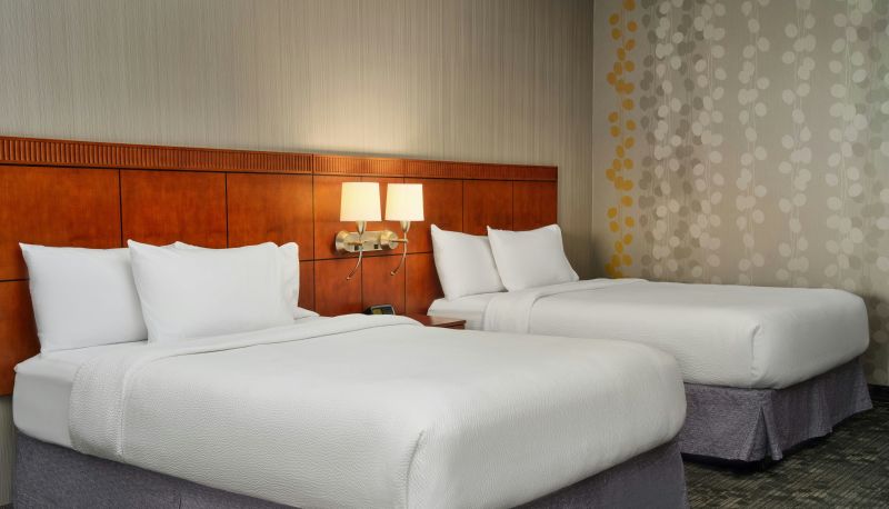Camera - Courtyard by Marriott Akron Stow