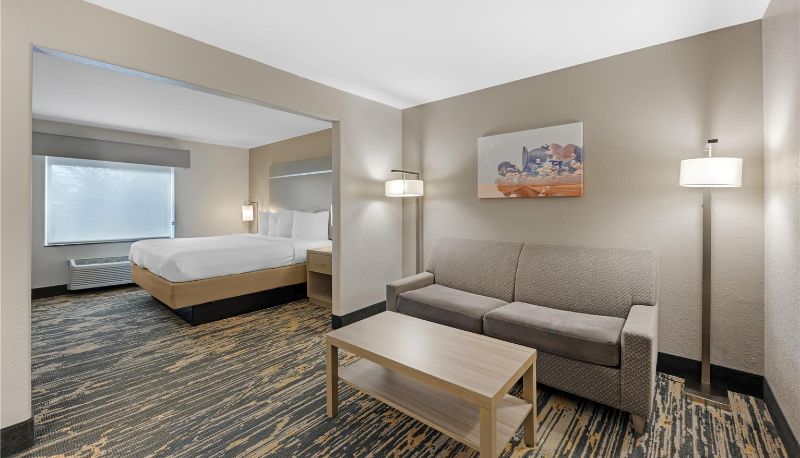 Camera - Best Western Plus Killeen/Fort Cavazos Hotel & Suites