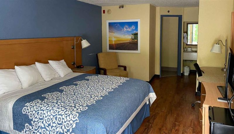 Room - Motel 6 Savannah GA-Gateway  I 95