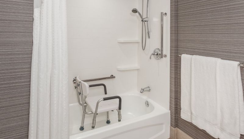 Oda - Holiday Inn Express & Suites RIVERHEAD - LONG ISLAND by IHG