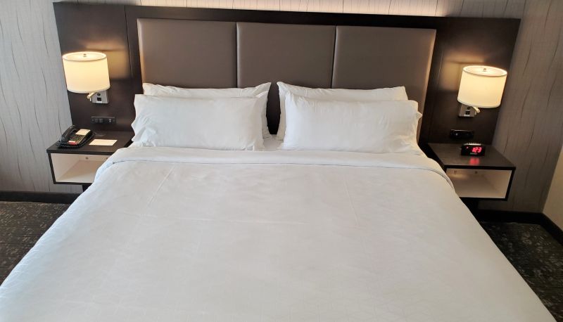 Zimmer - Holiday Inn Express & Suites CHENEY by IHG