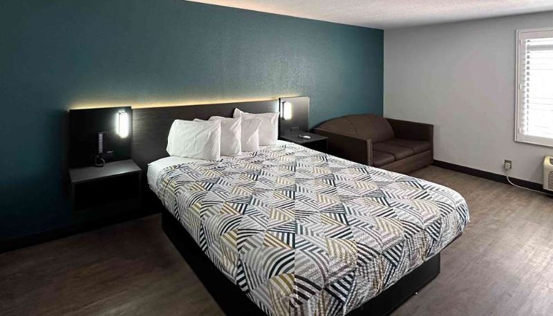 Suite - MOTEL 6 LEBEC