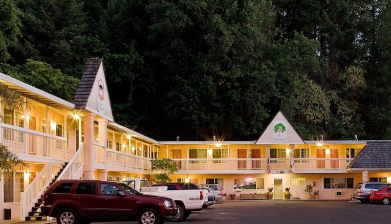 Info - National 9 Inn Placerville