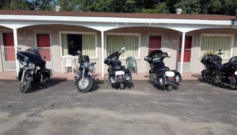 Info - Skyways Motel Muskoka Gravenhurst ON 11