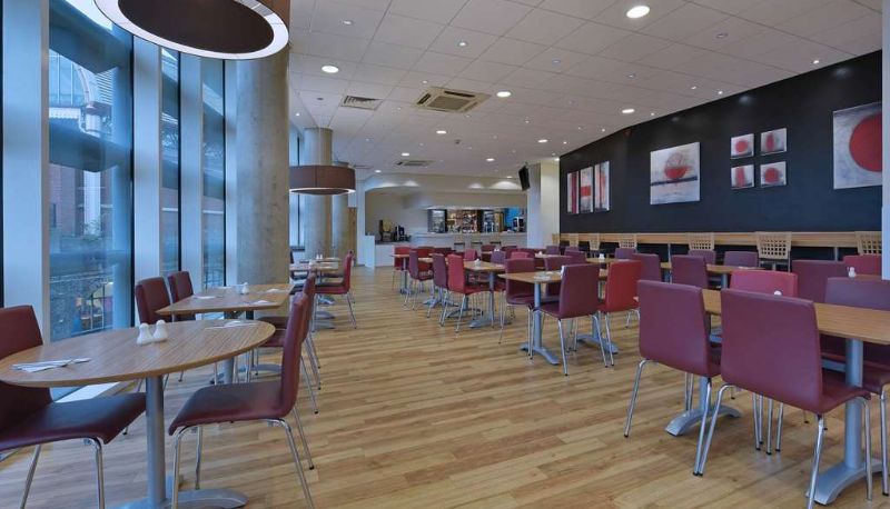 Restaurant - TRAVELODGE WINDSOR CENTRAL