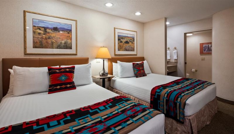 Kamer - Inn at Santa Fe SureStay Collection by Best Western