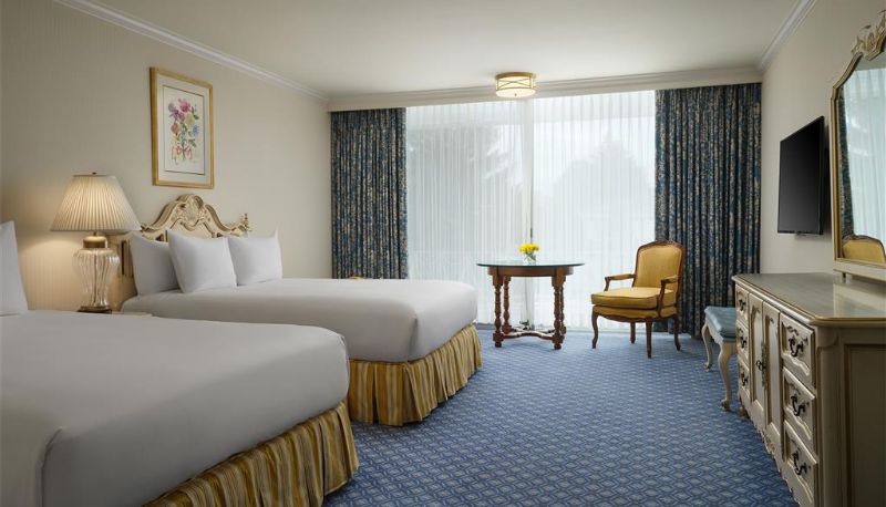 Zimmer - Little America Hotel