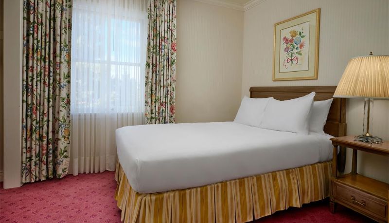 Zimmer - Little America Hotel