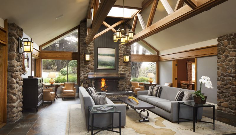 Hall - The Lodge at Bodega Bay