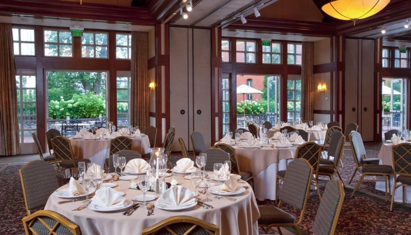 Restaurant - Beechwood Hotel
