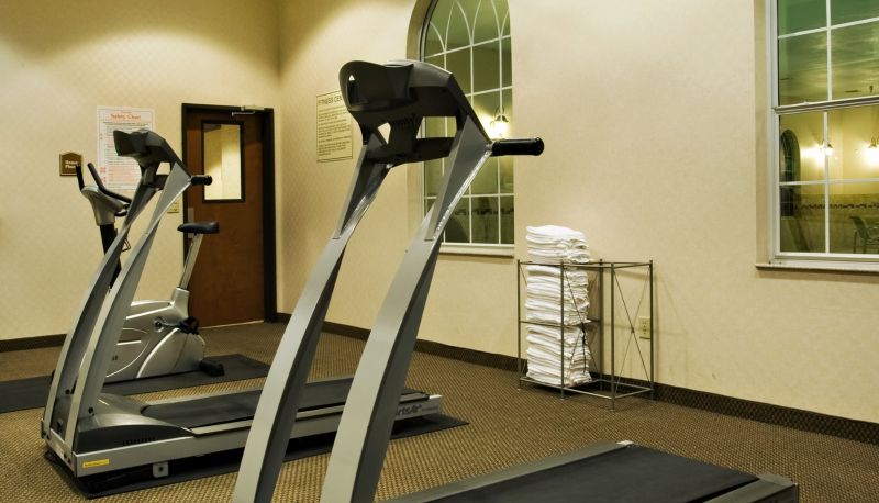 Wellness- en fitnessruimte - Holiday Inn Express & Suites LEVELLAND by IHG