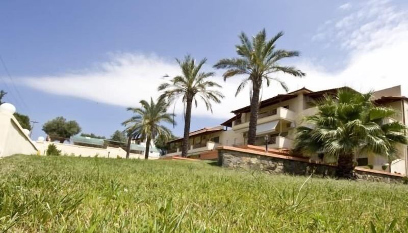 Hotel Außenbreich - Kelyfos Hotel Bungalows and Suites