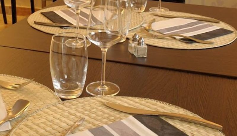 Restaurante - Hôtel Majuscule
