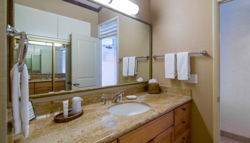 Info - Napili Shores Maui by OUTRIGGER