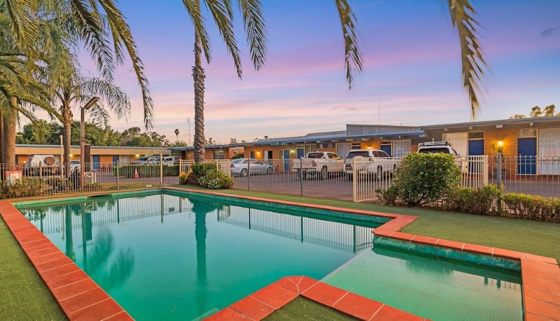 Zwembad - Plainsman Motel
