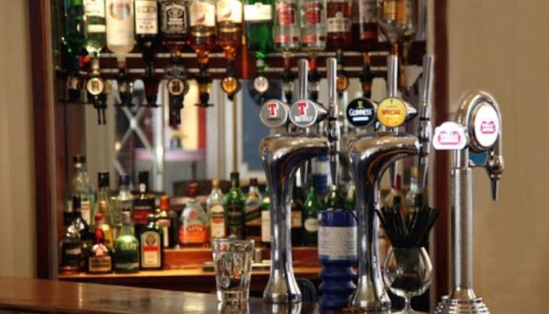 Info - The Tontine Hotel