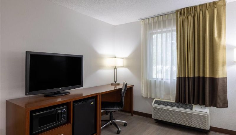 Kamer - Travelodge by Wyndham Brooklyn Center