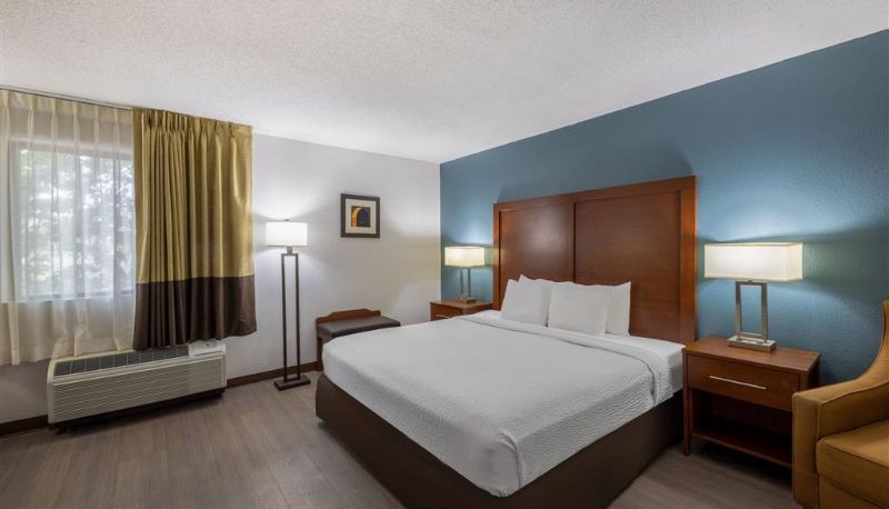 Kamer - Travelodge by Wyndham Brooklyn Center
