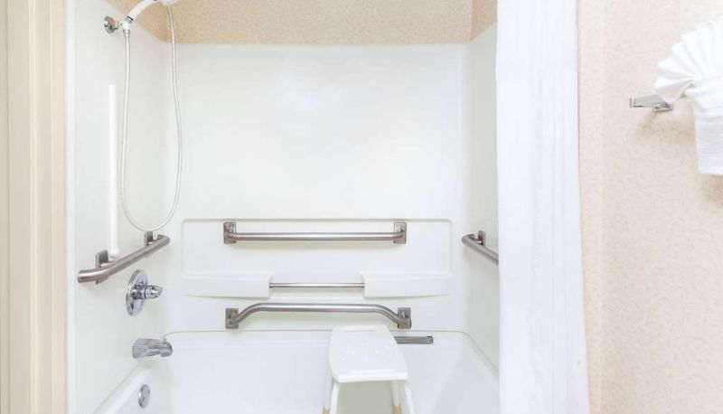 Zimmer - Days Inn & Suites by Wyndham Tucker/Northlake