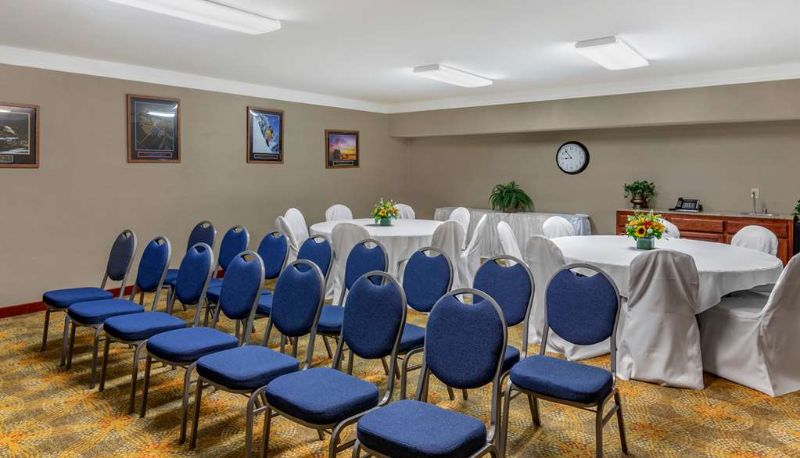 Conference room - Comfort Suites Visalia - Convention Center