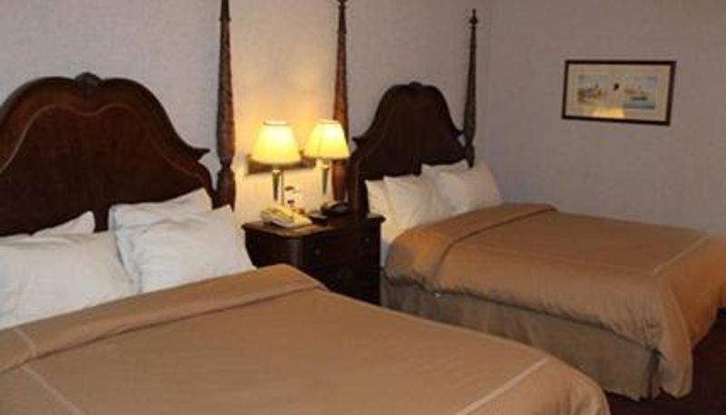 Oda - Crown Choice Inn & Suites Lakeview and Waterpark