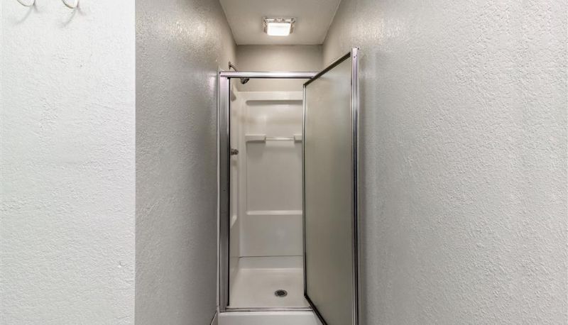 Room - Quality Inn Goodlettsville