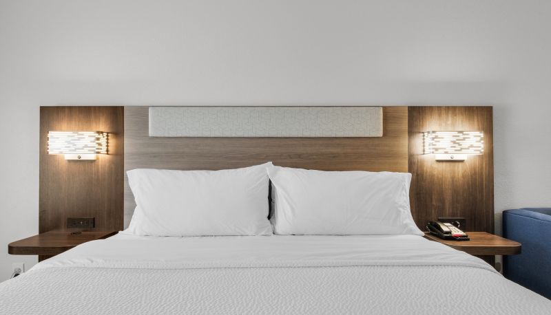 Room - Holiday Inn Express & Suites DESTIN E - COMMONS MALL AREA by IHG