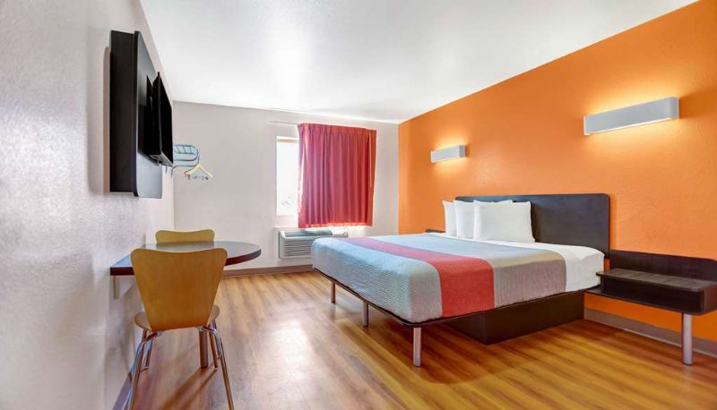 Zimmer - Motel 6 Truth or Consequences