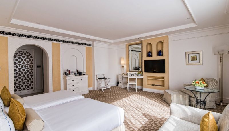 Zimmer - Al Habtoor Grand Resort Autograph Collection