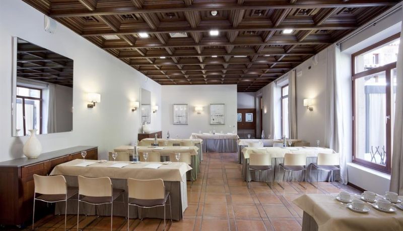 Sala de conferencias - Parador de Caceres
