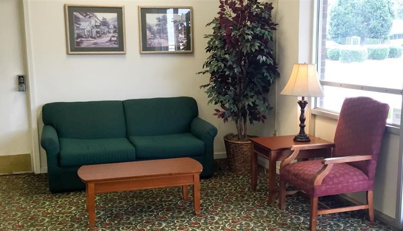Lobby - MOTEL 6 CAYCE SC