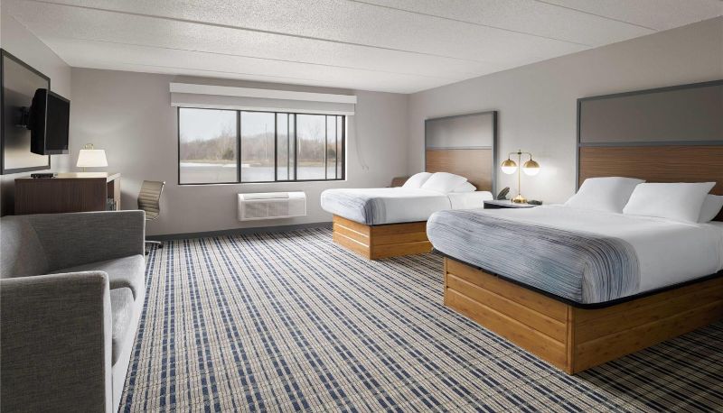 Zimmer - AmericInn by Wyndham Muscatine