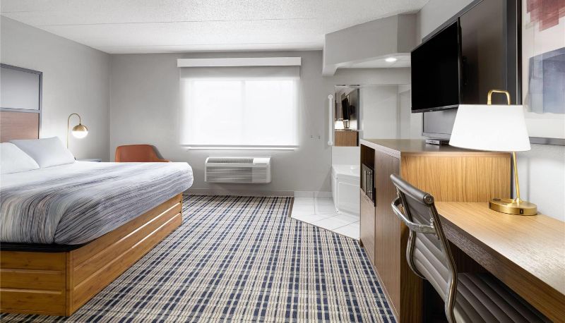 Zimmer - AmericInn by Wyndham Muscatine