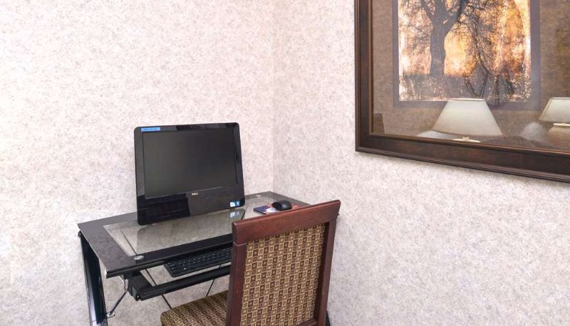 Business center - Americas Best Value Inn & Suites Maryville