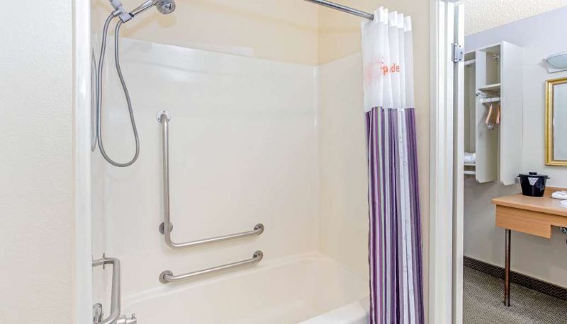 Zimmer - La Quinta Inn by Wyndham Milwaukee Airport / Oak Creek