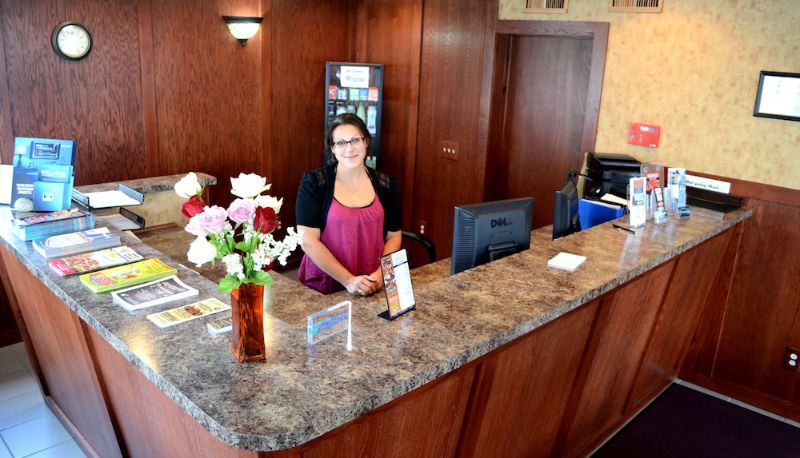 Info - Main Street Lodge and Suites