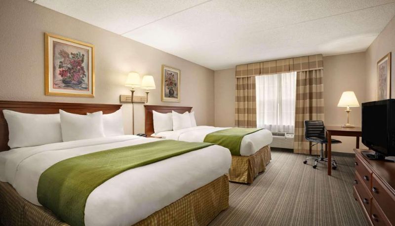 Zimmer - Country Inn & Suites by Radisson Charlotte University Place NC