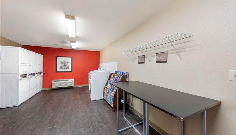 Interior view - Extended Stay America - Los Angeles - Valencia