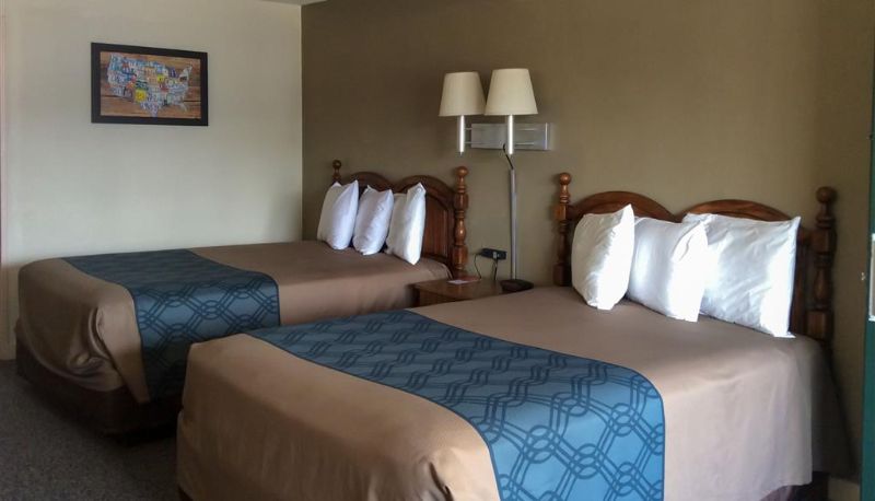 Habitación - Econo Lodge Cortland Downtown